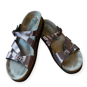 Mephisto women’s lavender purple metallic sandals size 38